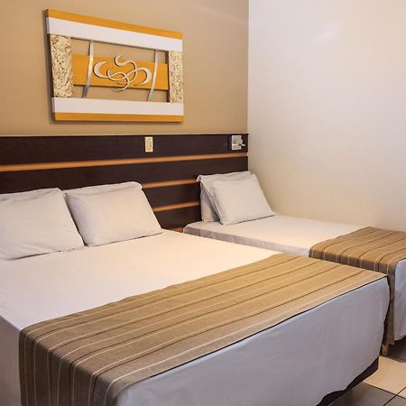 Hotel Ferraz Pouso Alegre Εξωτερικό φωτογραφία