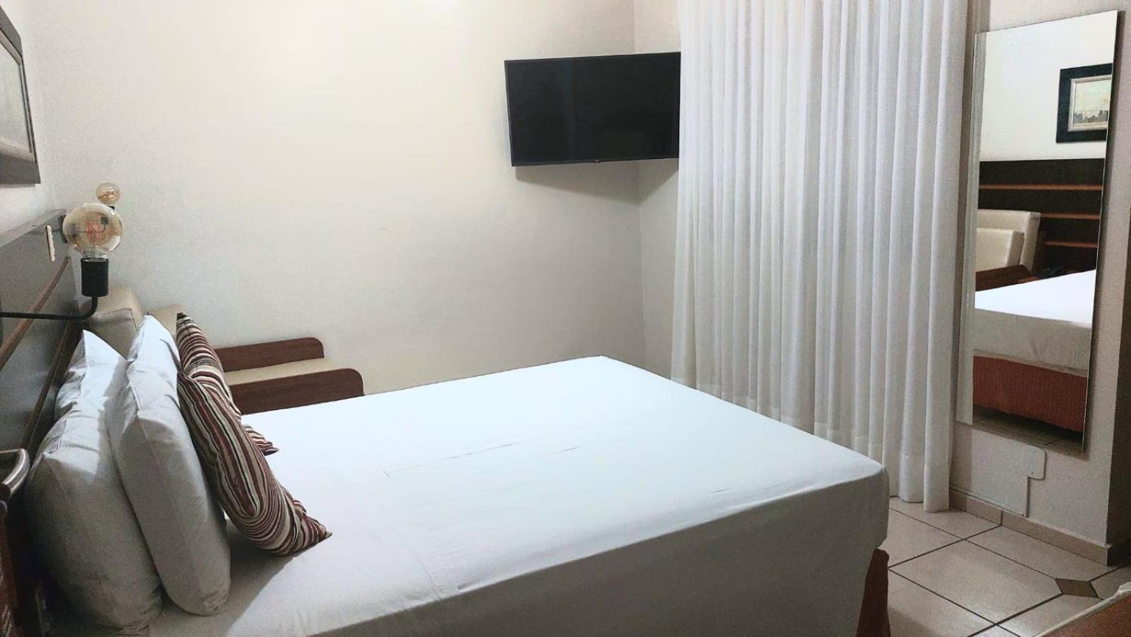 Hotel Ferraz Pouso Alegre Εξωτερικό φωτογραφία