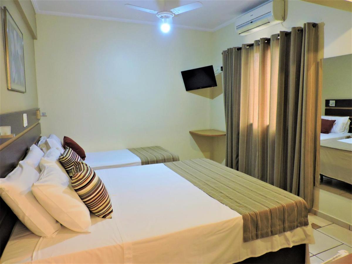 Hotel Ferraz Pouso Alegre Εξωτερικό φωτογραφία